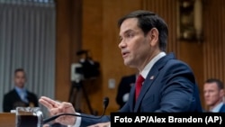 El senador Marco Rubio, nominado para secretario de Estado, comparece ante el Comité de Relaciones Exteriores del Senado para su audiencia de confirmación, en Washington, el miércoles 15 de enero de 2025. (Foto AP/Alex Brandon)