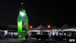 Archivo. Cafeterías en La Avenida del Puerto 